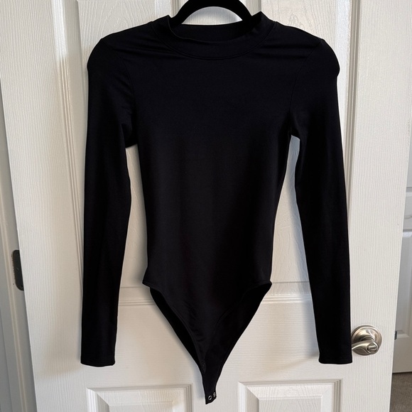 Good American Jet Black Long Sleeve Bodysuit - Picture 1 of 5
